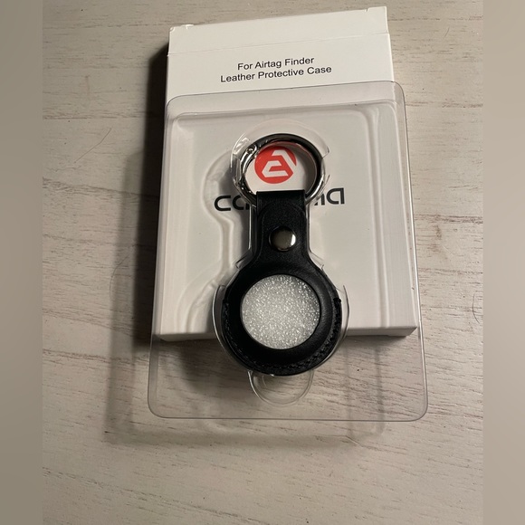 Cakuuma Leather AirTag holder - Picture 2 of 4